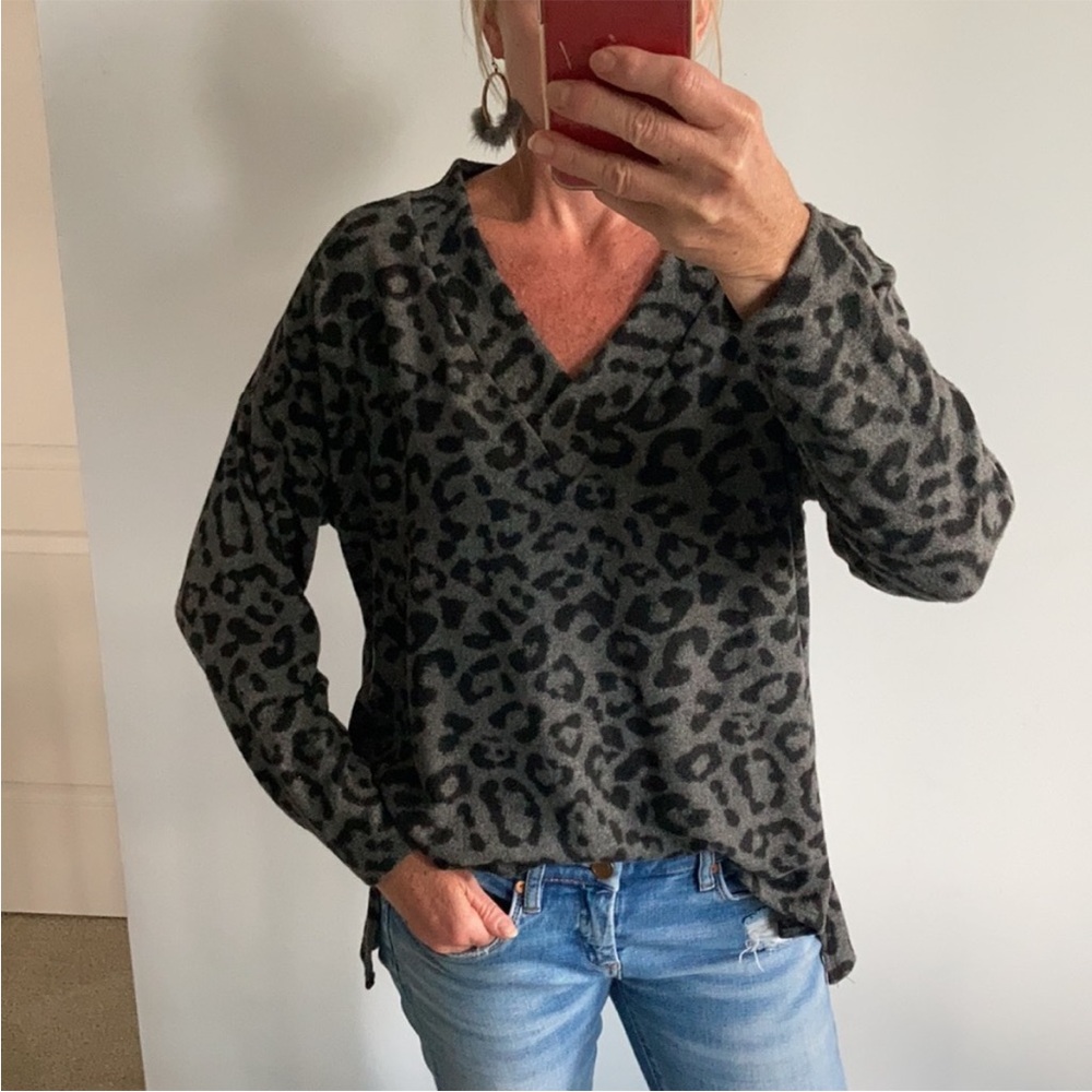 Long Sleeve Animal Print Tunic Top